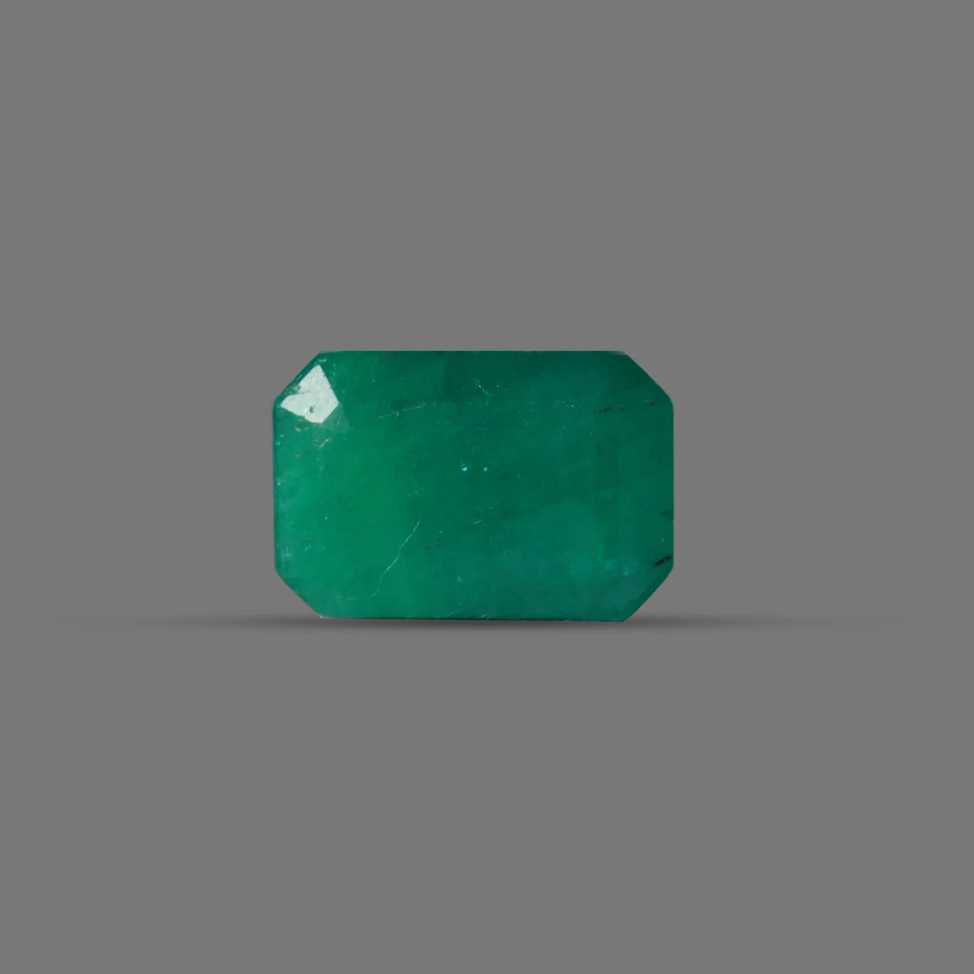Emerald (Panna) - 3.94 carats