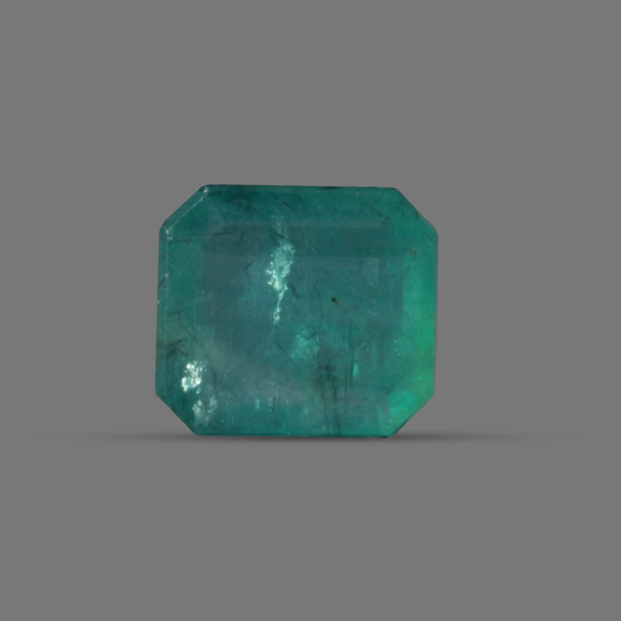 Emerald (Panna) - 5.24 carats