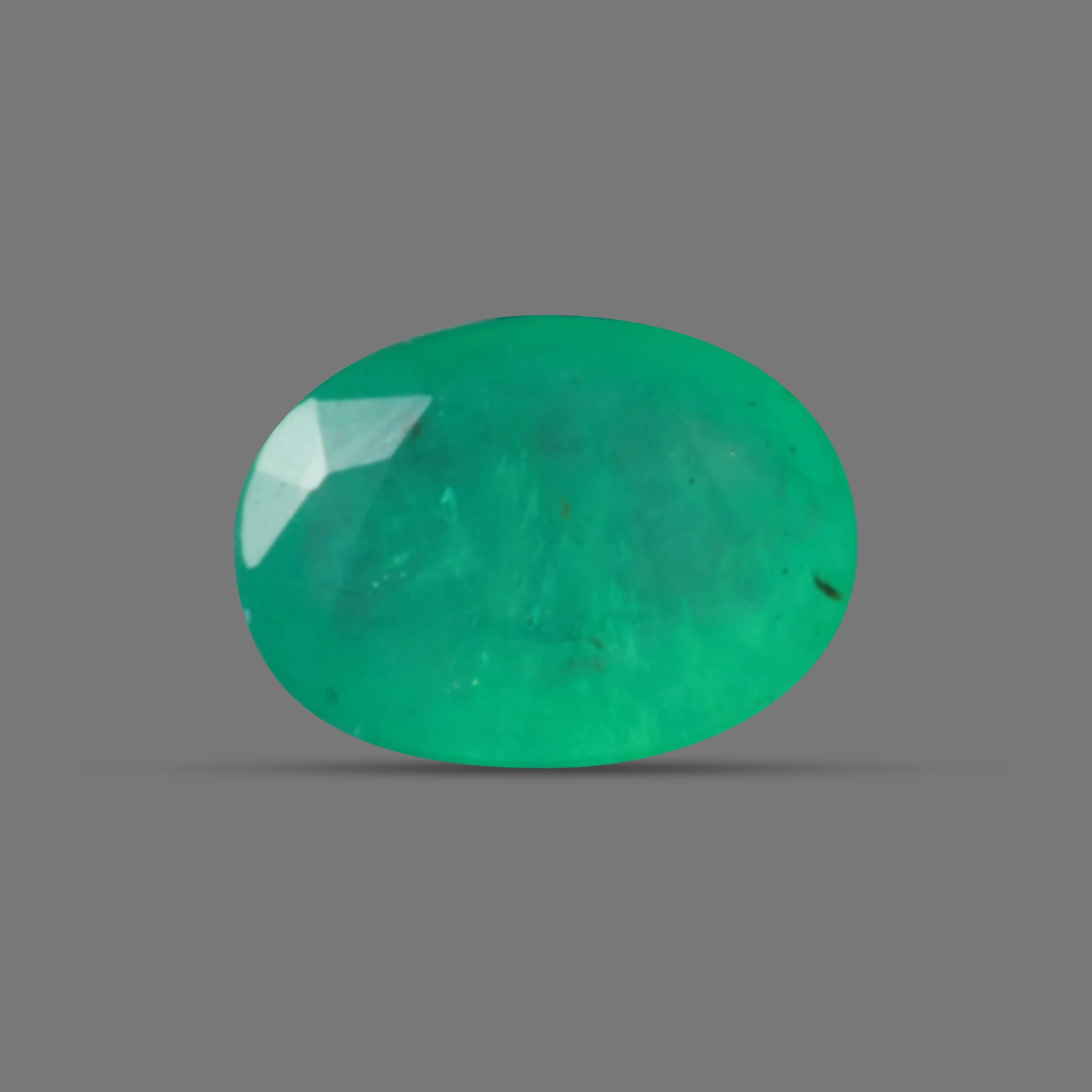 Emerald (Panna) - 5.33 carats