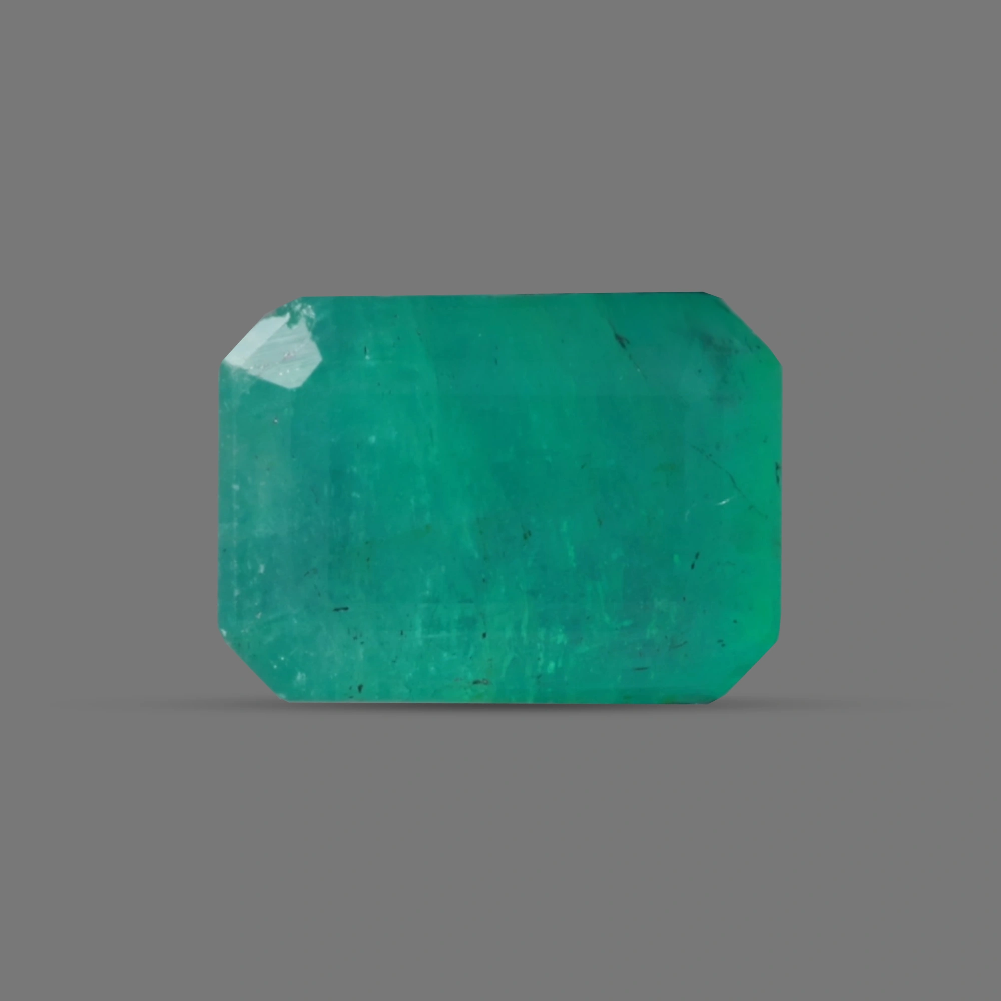 Emerald (Panna) - 5.57 carats