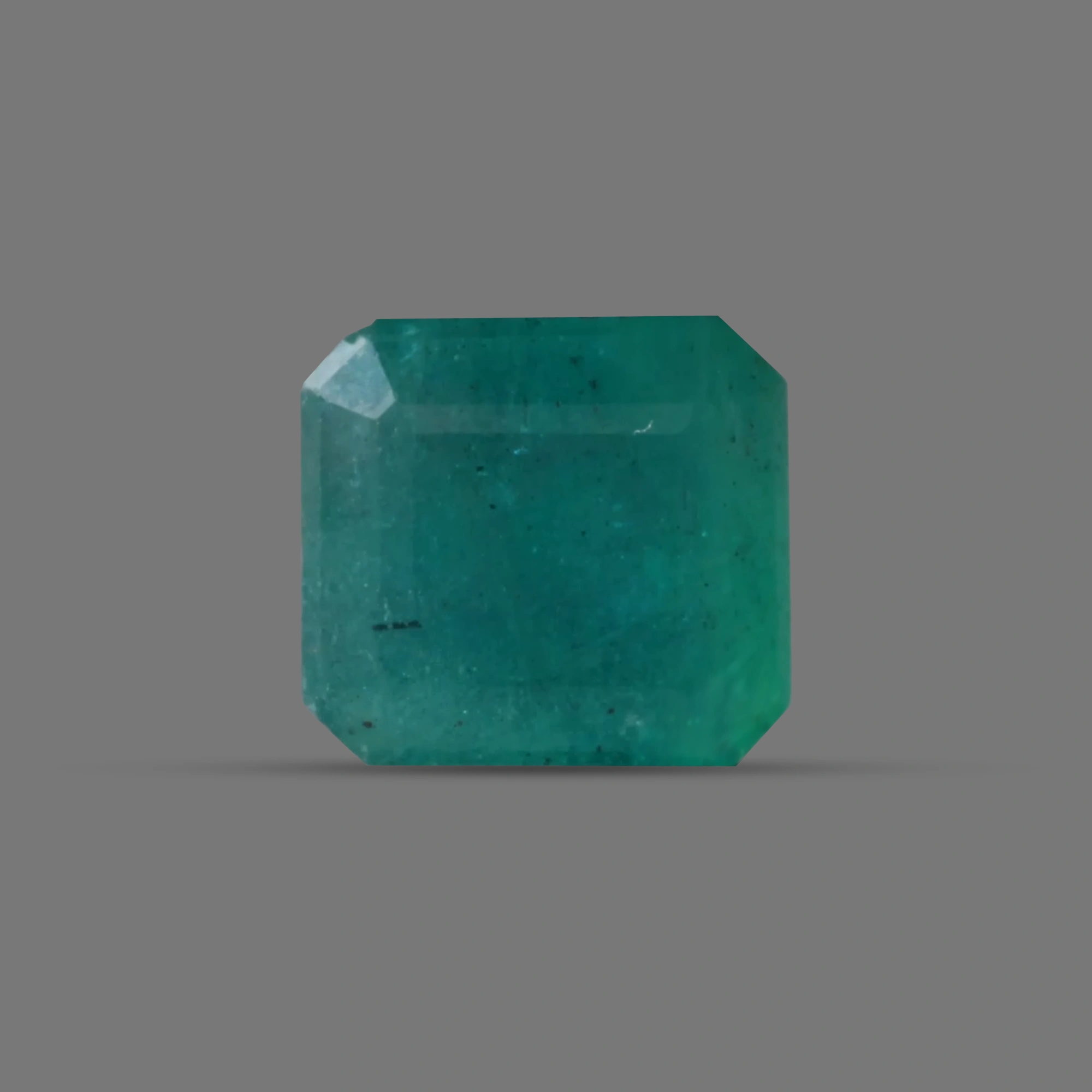 Emerald (Panna) - 5.65 carats