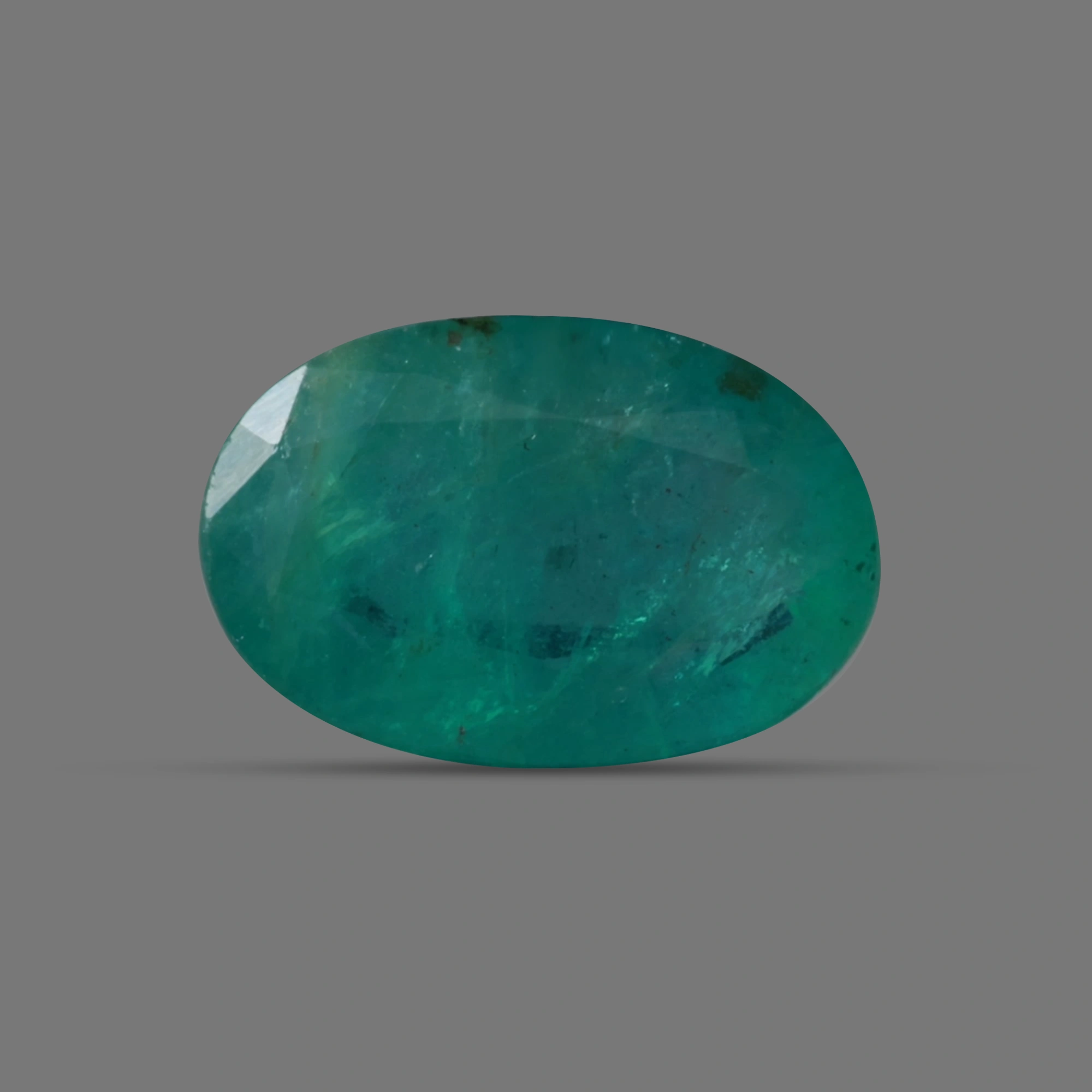 Emerald (Panna) - 5.66 carats