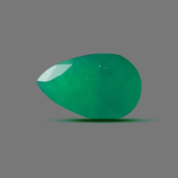 Emerald (Panna) - 5.74 carats