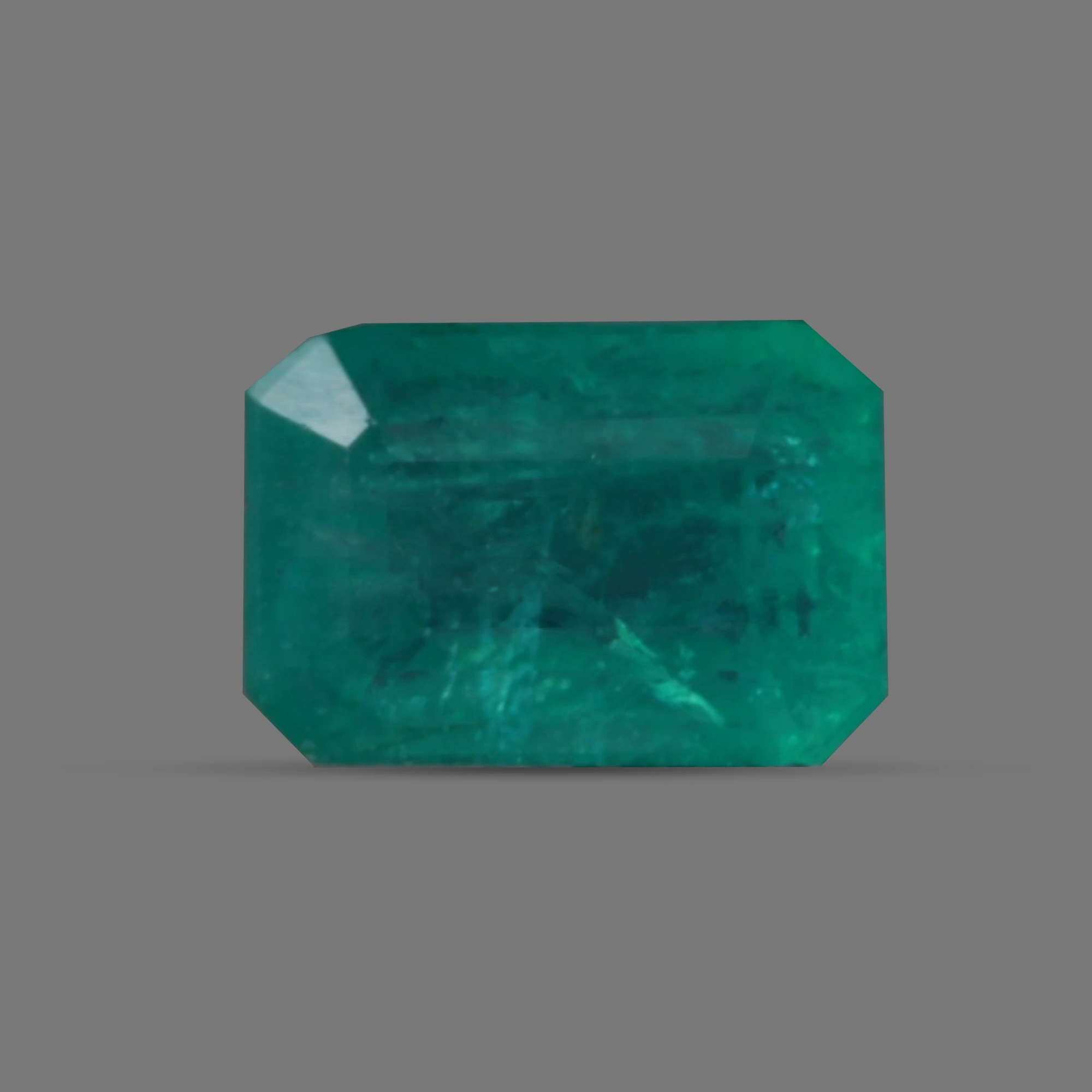 Emerald (Panna) - 5.85 carats