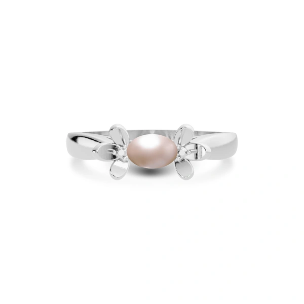 Pearl Platinum Ring