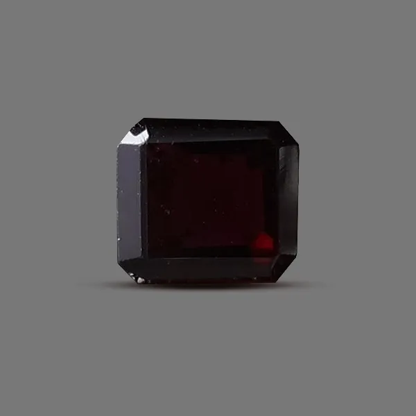 Red Garnet - 3.36 carats