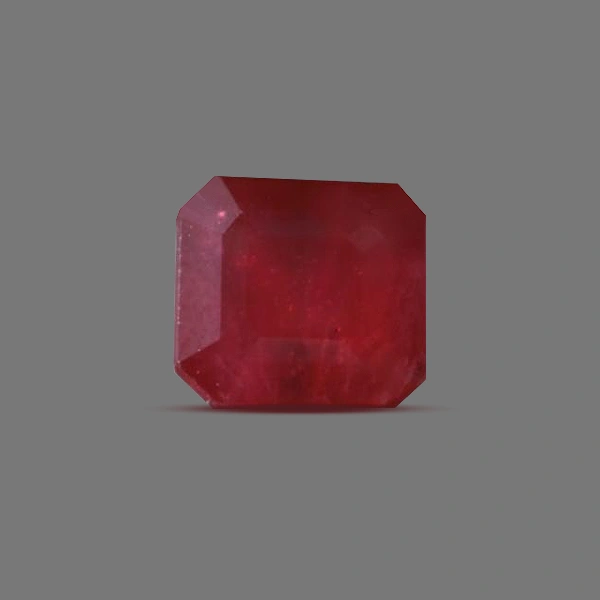 Ruby Bangkok - 4.64 carats