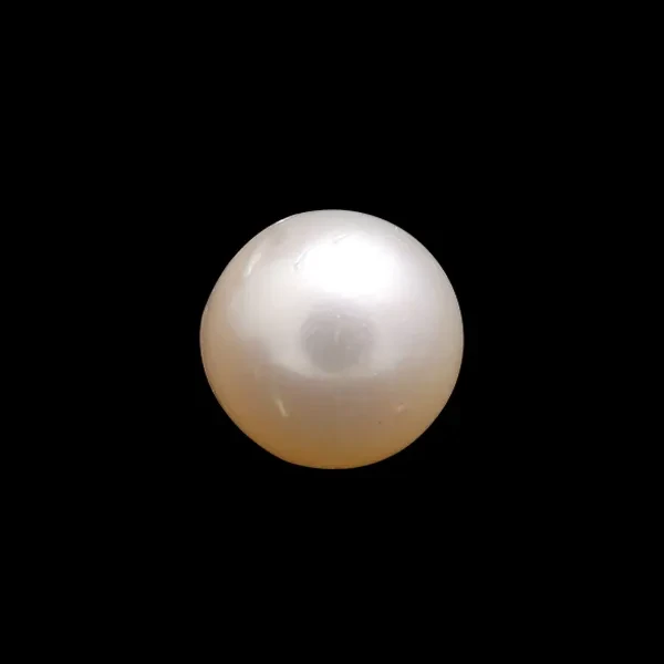 South Sea Pearl - 6.66 carats